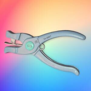 Provo Craft Rectangle Hand Held Hole Punch 34-0067 Scrapbooking Paper Craft Tool